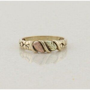 10k Yellow Gold Black Hills Gold Leaf Ring Band Size 7 1/4